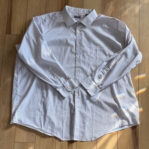Van Heusen Flex Big Fit Stretch Dress Shirt.